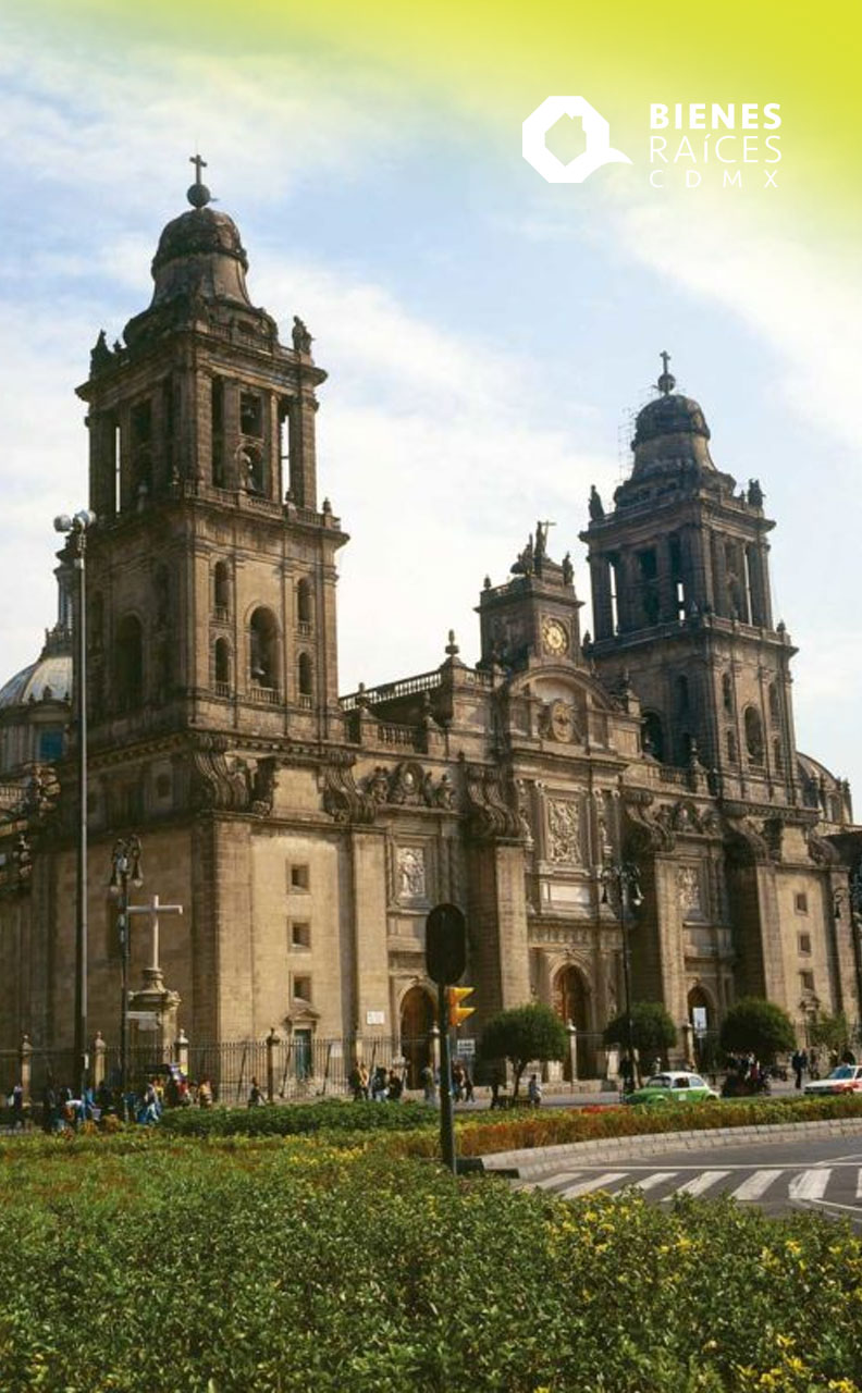 Que-hacer-en-CDMX-Catedral-Ciudad-de-Mexico-Agencia-Inmobiliaria--CDMX-Bienes-Raices-V1